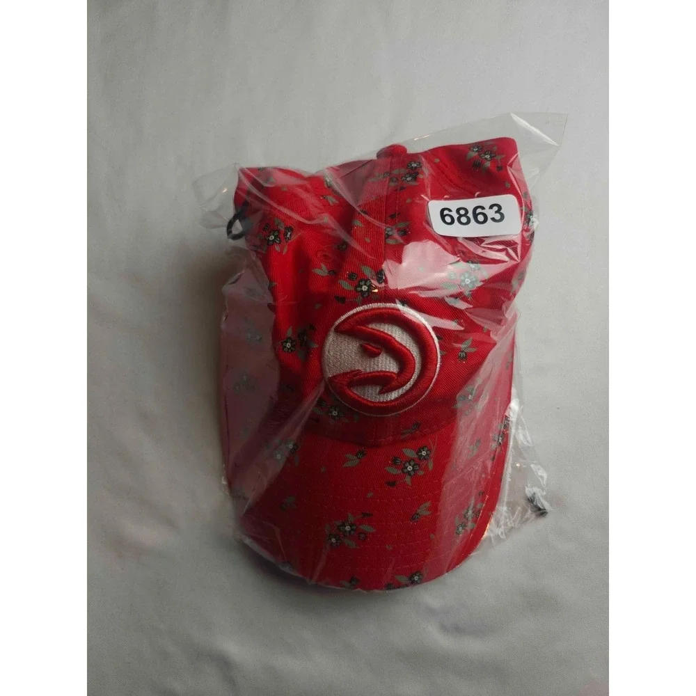 New Era 9TWENTY Atlanta Hawks Baseball Cap Hat Womens OSFM Red Floral NBA NWT